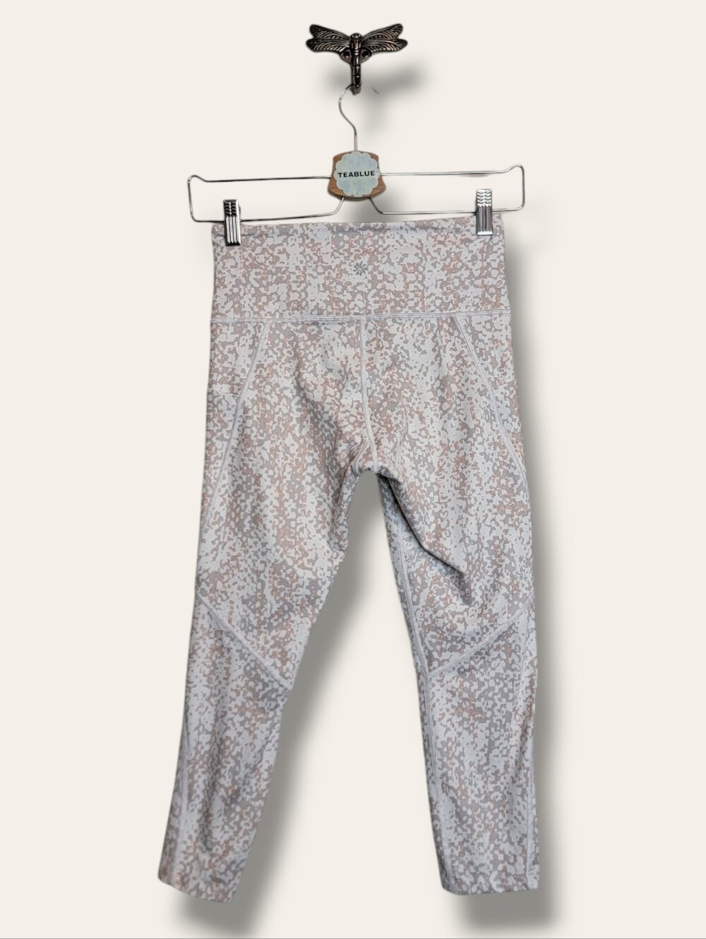 Athleta Salutation Stash Pocket Serpent Tight White Serpent Print XSP - Picture 3 of 13